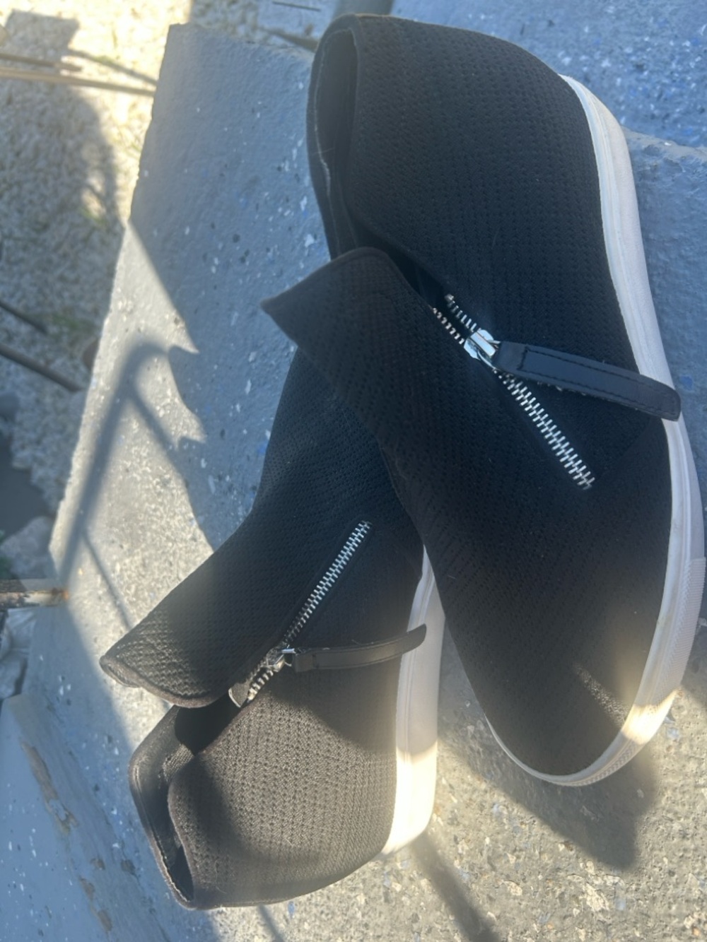 Steve Madden Black Knit Slip-On Ankle Booties with Side Zipper - Picture 2 of 5
